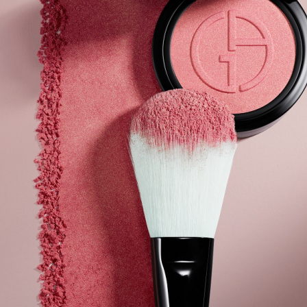 Comprar Armani Beauty Luminous Silk Glow Blush